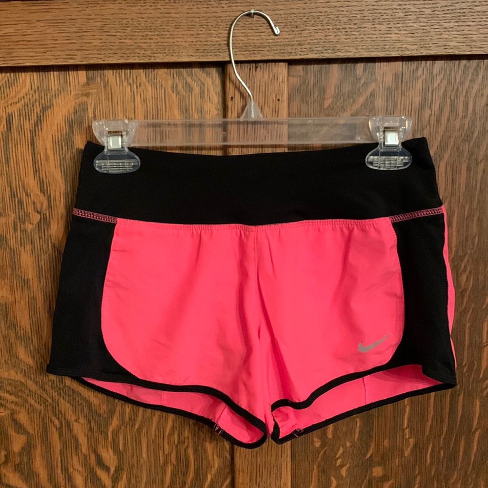 Nike Dri-Fit pink athletic shorts XS